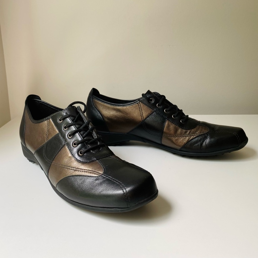Munro American Women's Sz 10.5 Bronze Black Leather Wedge Lace Up Shoes USA Made